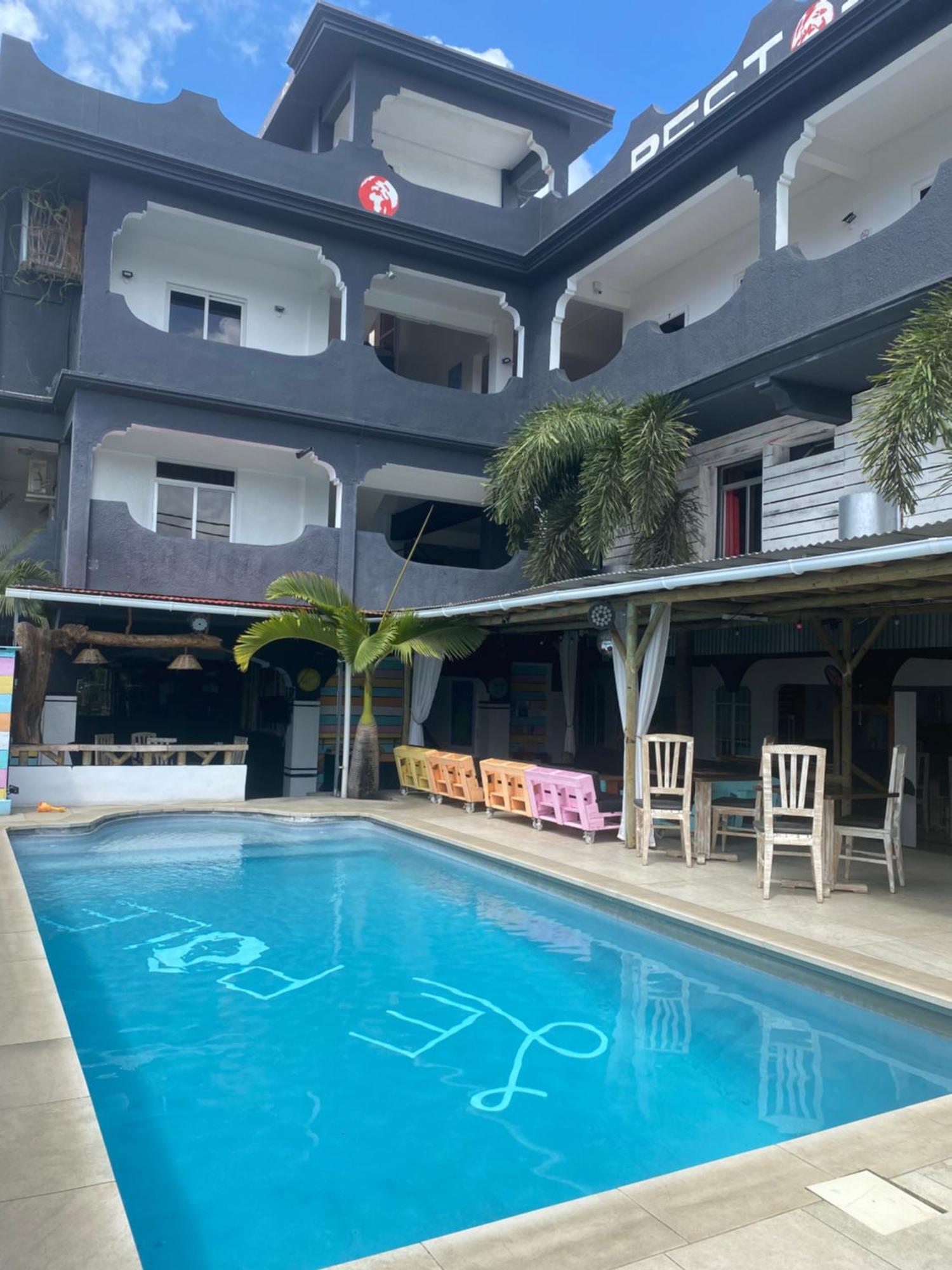 Le Pole Hotel Grand Bay Ngoại thất bức ảnh